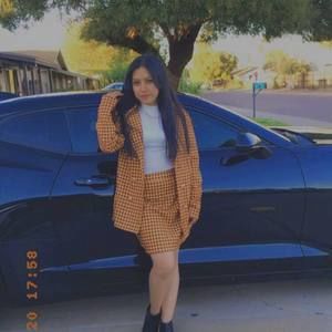 Meet your Posher, Maria